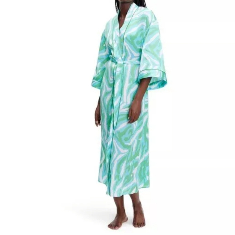 NWT DVF Target Diane Von Furstenberg Satin Disco Zebra Print Robe Size XXS